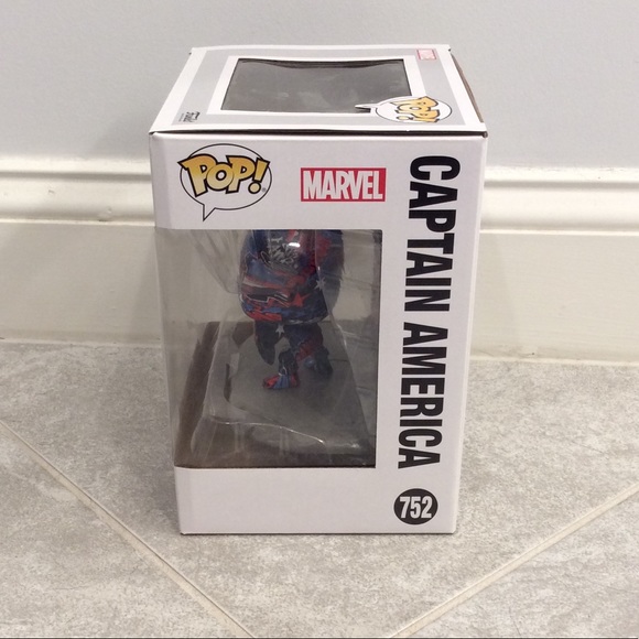 Funko POP Captain America Street Art #752 - Picture 4 of 8